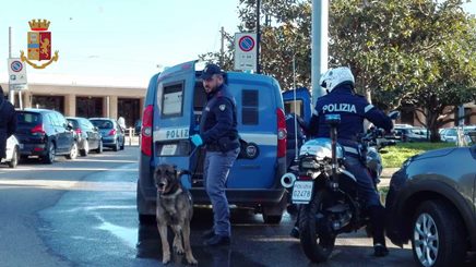 Sicurezza nelle piazze contro il fenomeno dello spaccio di stupefacenti: la Polizia di Stato a Messina intensifica i controlli in città