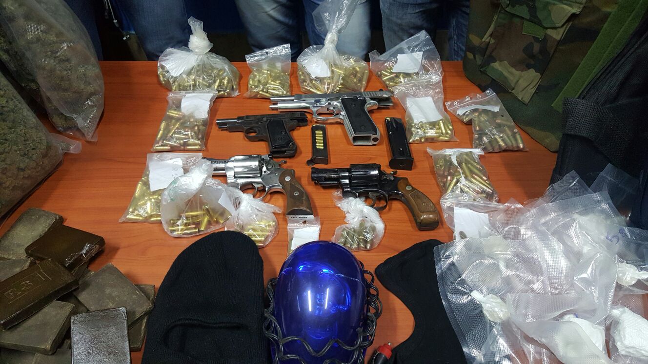 La Polizia scopre un droga-market al Rione Traiano