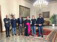 La Questura di Milano consegna l’olio di Capaci a Monsignor Delpini