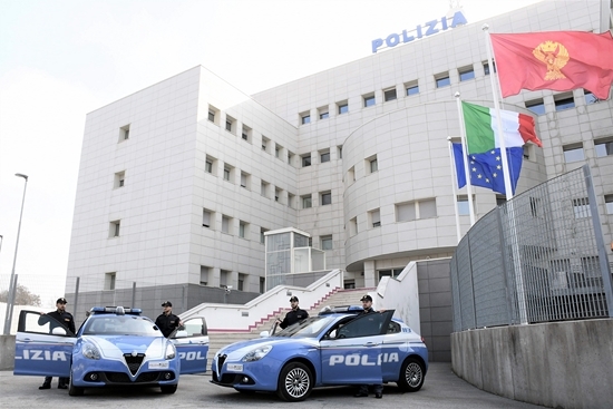 Alla Questura di Rovigo arrivano i rinforzi: otto nuovi Agenti di Polizia e la seconda “Volante” Alfa Romeo Giulia