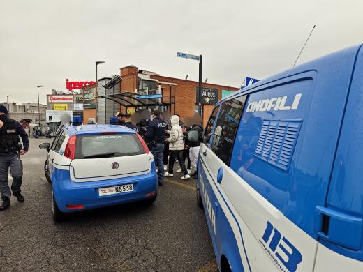 Controlli della Polizia di Stato a Novara con il Reparto Prevenzione Crimine di Torino: un arresto per droga