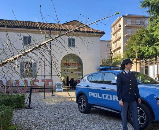 La Polizia di Stato partecipa alla presentazione dell'Albero dei Tutti – Opera di arte contemporanea dedicata alla memoria di tutte le vittime di mafia