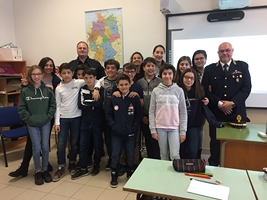 Il dirigente dell’Anticrimine incontra gli studenti della Scuola Media “Venezze”