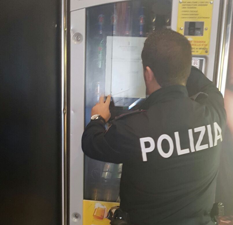 La Polizia di Stato sequestra distributori automatici Self Bar h24