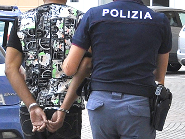 Arrestato dalla Polizia uno spacciatore albanese