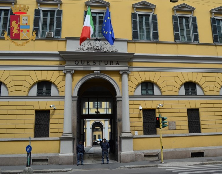 Milano: La Polizia di Stato, nelle ultime 24 ore, ha arrestato 2 persone per spaccio, 2 per rapina e una per furto.