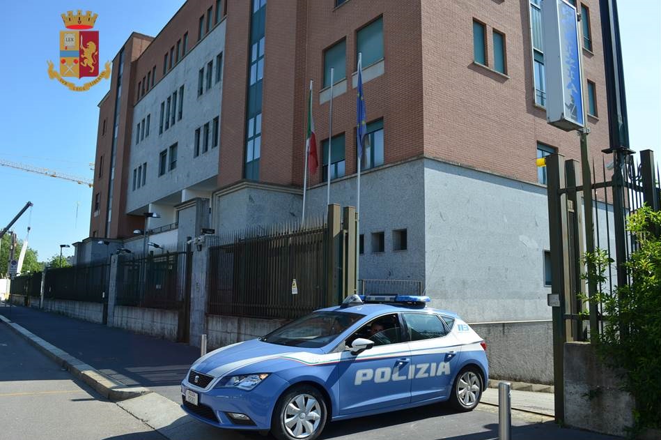 Milano: La Polizia di Stato arresta un italiano per rapina aggravata.