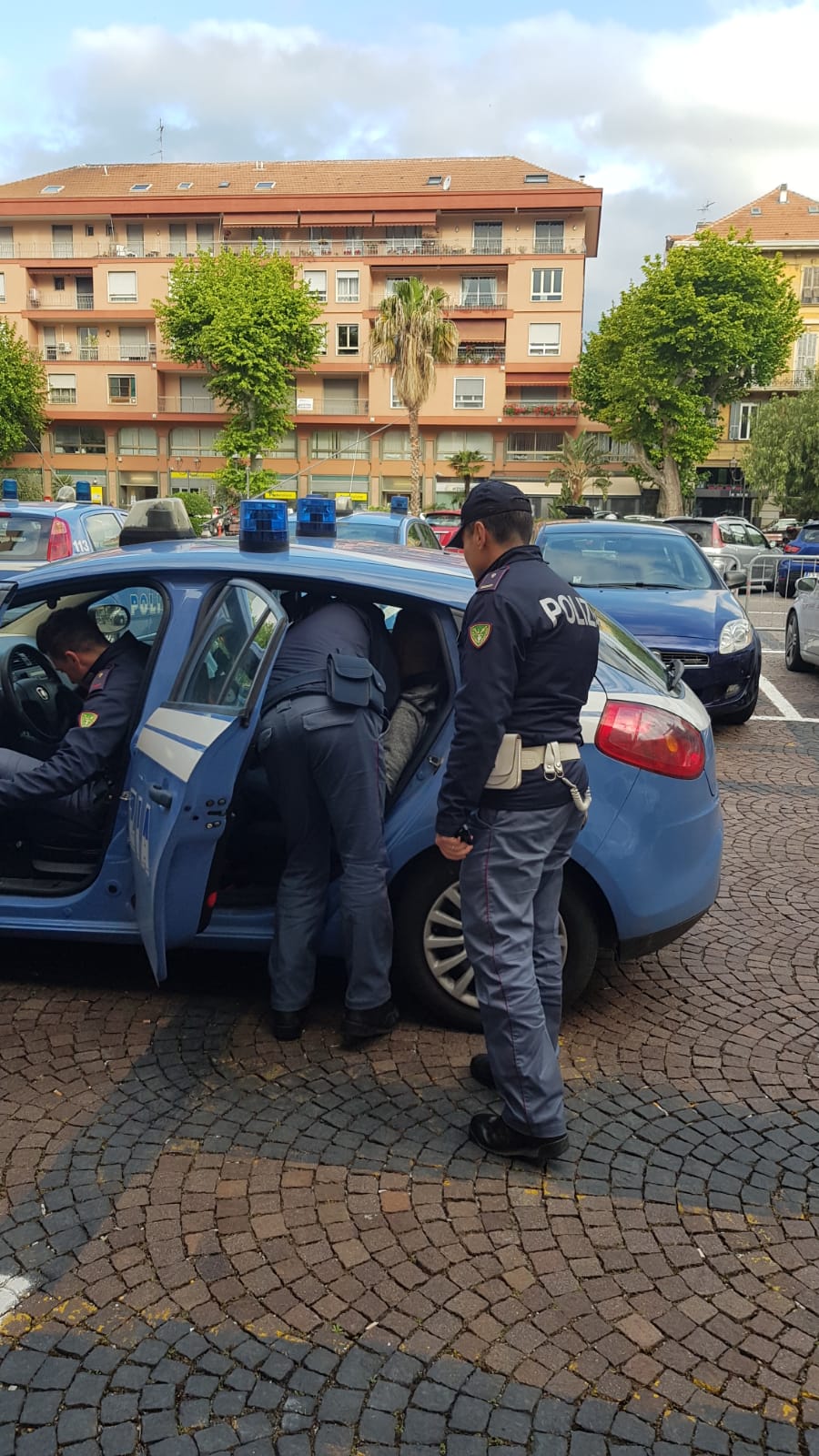 Fermato  dalla Polizia a Ventimiglia
