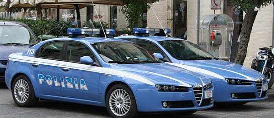 Volanti della Polizia a Salerno