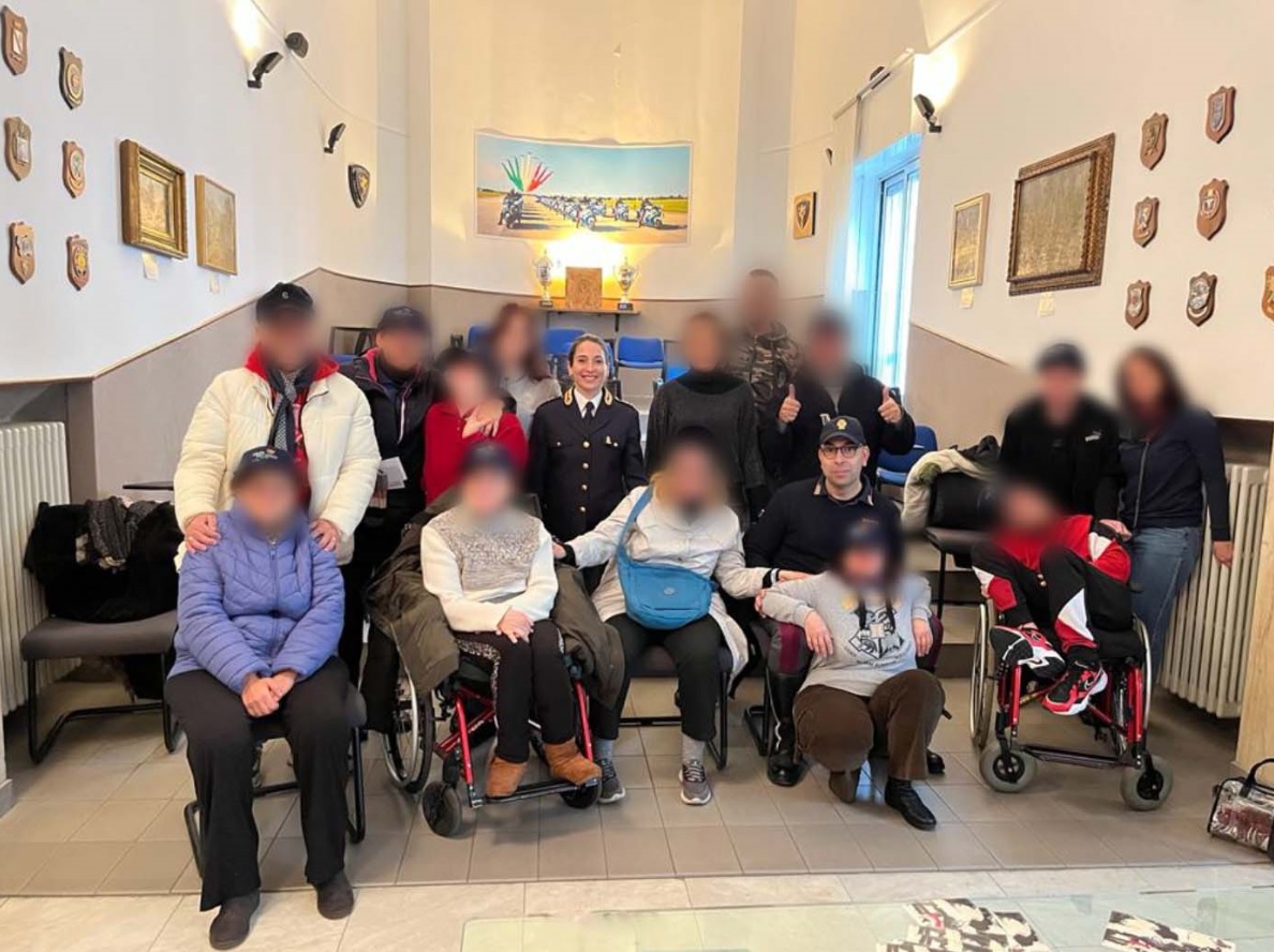 Disabili Educazione alla legalità: gli utenti del Centro Diurno per Colleoni visitano la Caserma Mario Asso