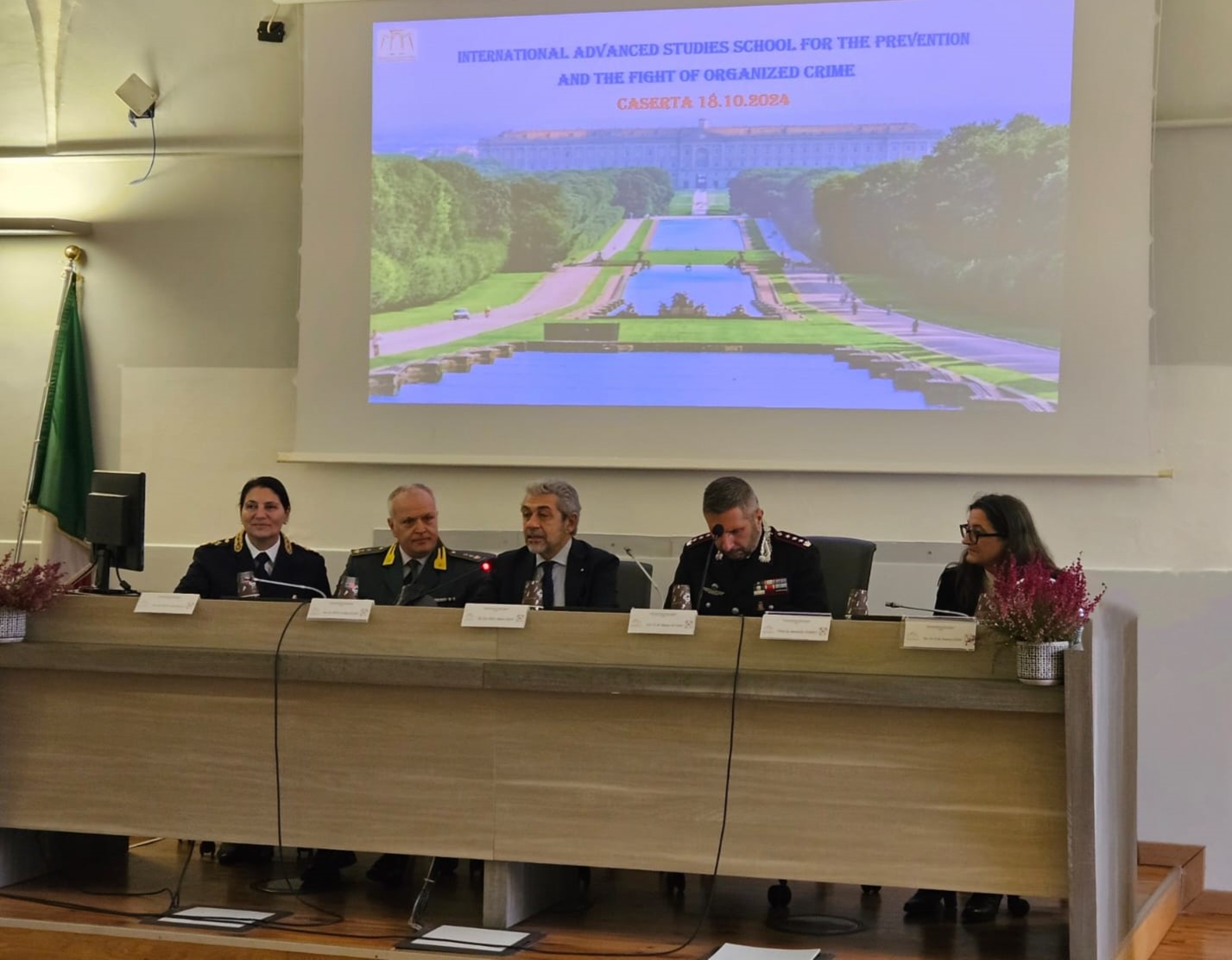 Il questore Grassi alla scuola internazionale di Caserta