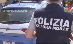 FOGGIA: POLIZIA DI STATO ARRESTA UN FOGGIANO PER RAPINA IMPROPRIA.
