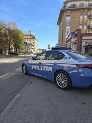 Due denunciati  dalle Volanti per furto aggravato