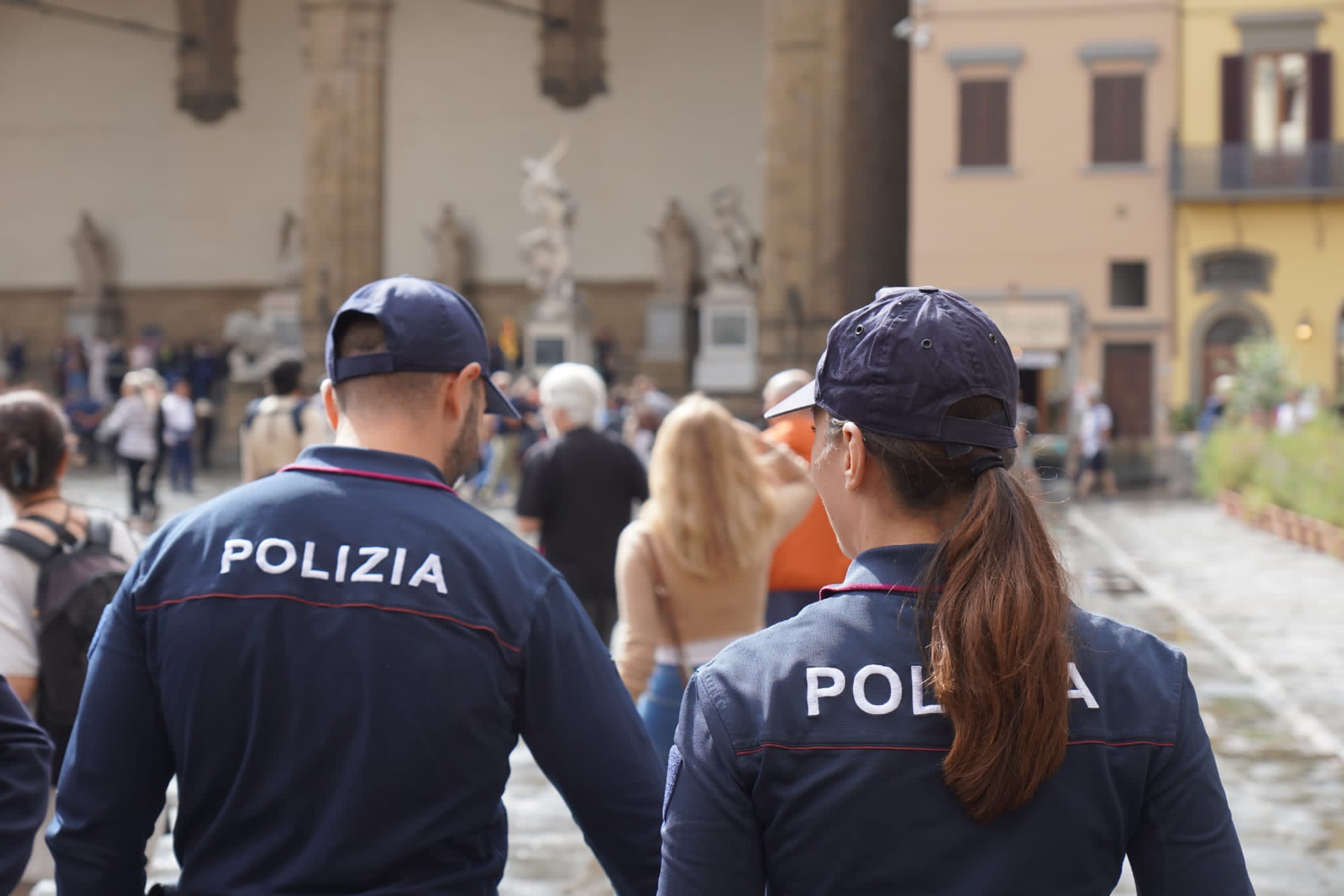 Agenti pattugliano il Centro storico fiorentino