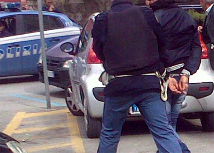 Polizia arresta a Ravenna giovane incensurato
