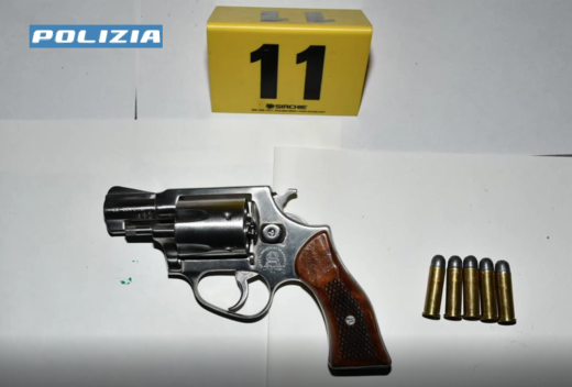 Genova, vasta operazione antidroga della Polizia di Stato