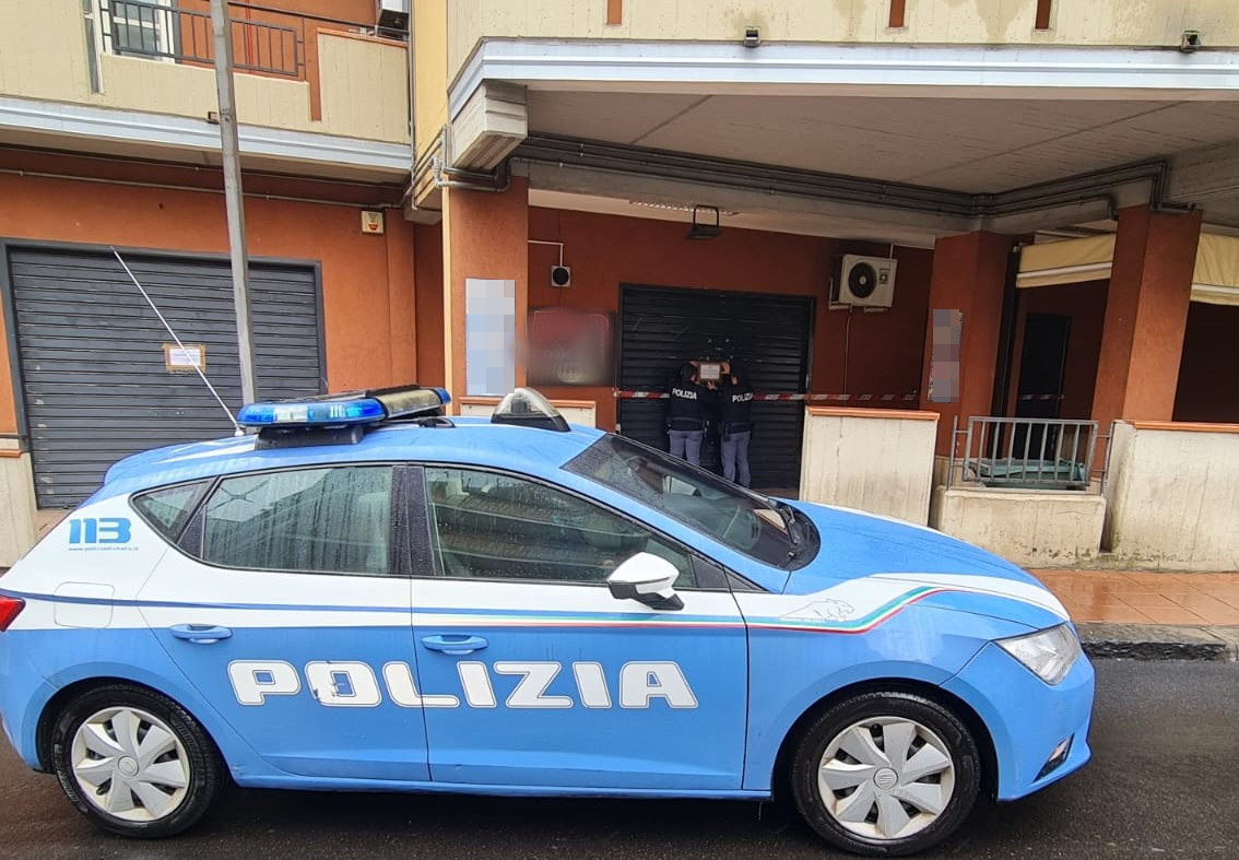 ADRANO, SOSPESA PER 7 GIORNI L’ATTIVITA’ DI UN BAR ABITUALE RITROVO DI PREGIUDICATI