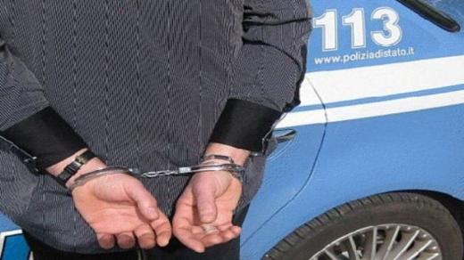 Civitanova Marche - picchia la moglie e i figli minori, arrestato 47enne italiano di origini albanesi residente in città
