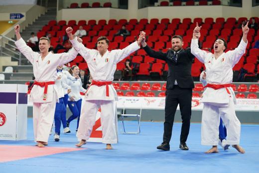 Oro per la Sezione giovanile di Caserta delle Fiamme Oro della Polizia di Stato ai Campionati europei di karate.
