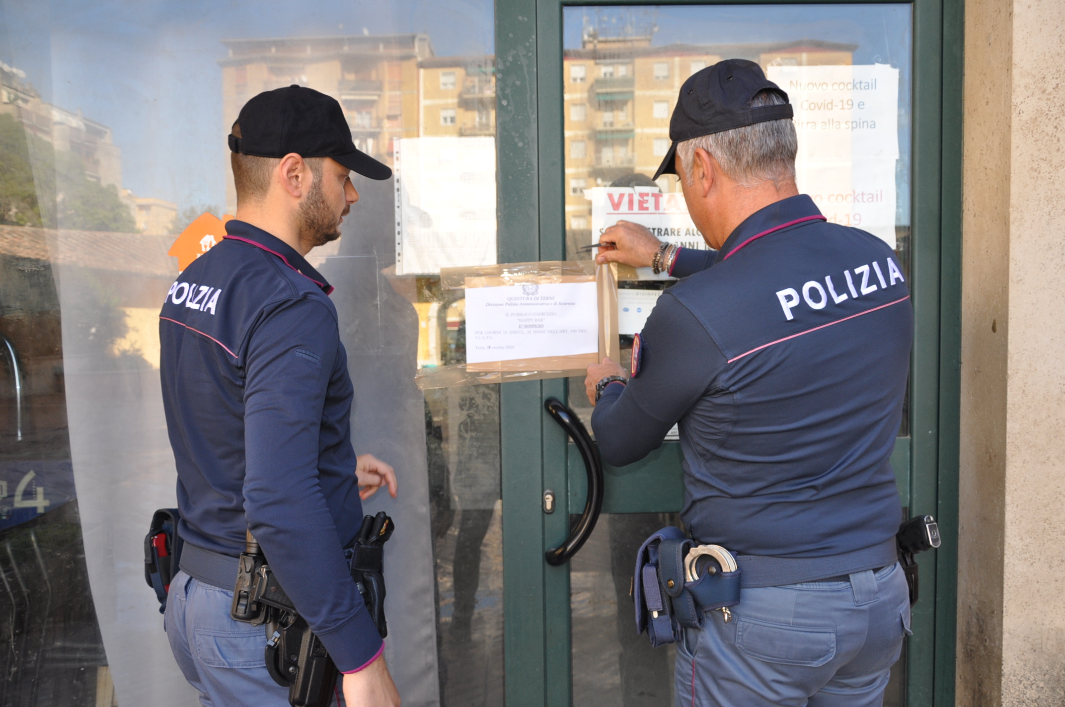 LA POLIZIA DI STATO SOSPENDE LA LICENZA AL TITOLARE DI UN BAR  E CHIUDE IL LOCALE PER 10 GIORNI