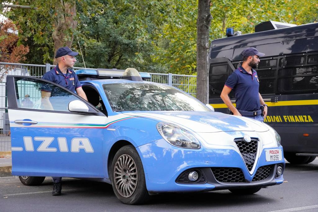 Polizia di Stato di Firenze - Ufficio Immigrazione