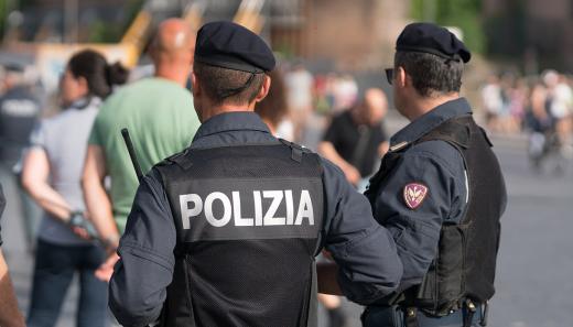 Lancio di petardi allo Stadio: la Polizia di Stato denuncia un tifoso del Monopoli