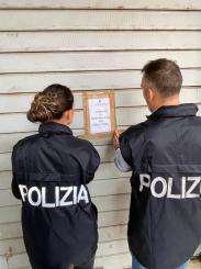 Polizia di Stato di Bologna: sospeso un esercizio pubblico frequentato da numerosi soggetti aventi precedenti di Polizia.