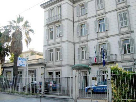 Sanremo. La Polizia di Stato del Commissariato di P.S. di Sanremo ha tratto in arresto tre donne per tentato furto in abitazione.