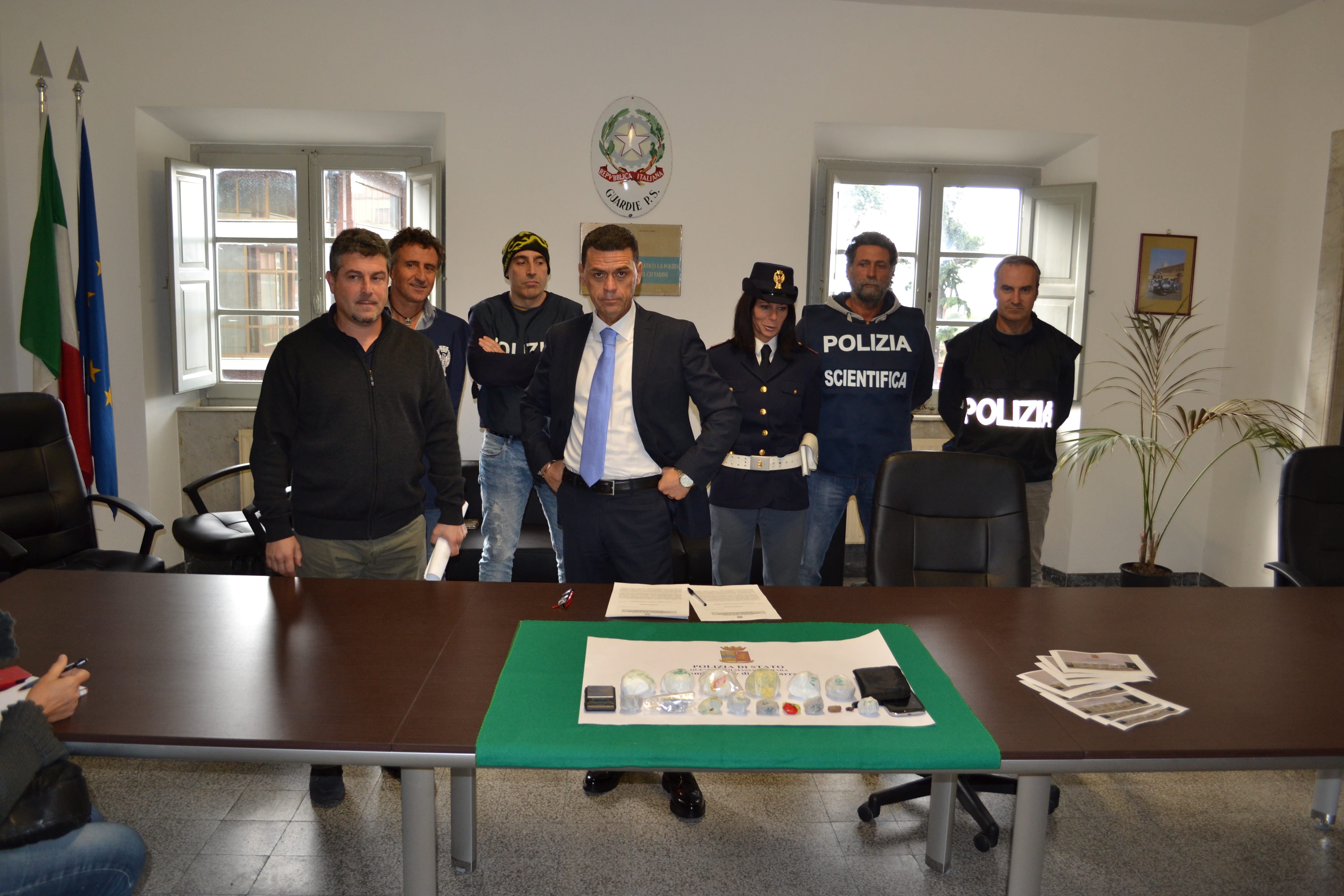 Commissariato di Pubblica Sicurezza di Carrara - Attività di Polizia Giudiziaria finalizzata all'incisivo e determinato contrasto all'illecita cessione di sostanze stupefacenti
