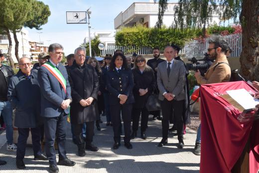 Polizia di Stato-Barletta: cerimonia in onore dei caduti Giuseppe Marchisella, Savino Antonucci e Tommaso Capossele.