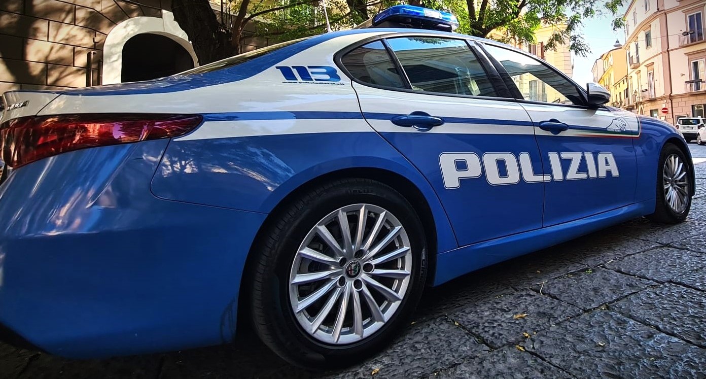 Perseguita l’ex moglie, arrestato a Caserta dalla Polizia di Stato.