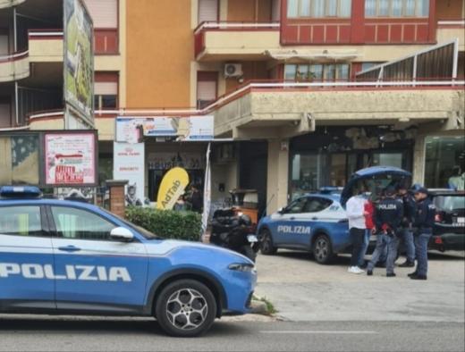 Avellino- Polizia di Stato. Sventata rapina in danno di una gioielleria, attivamente ricercati gli autori