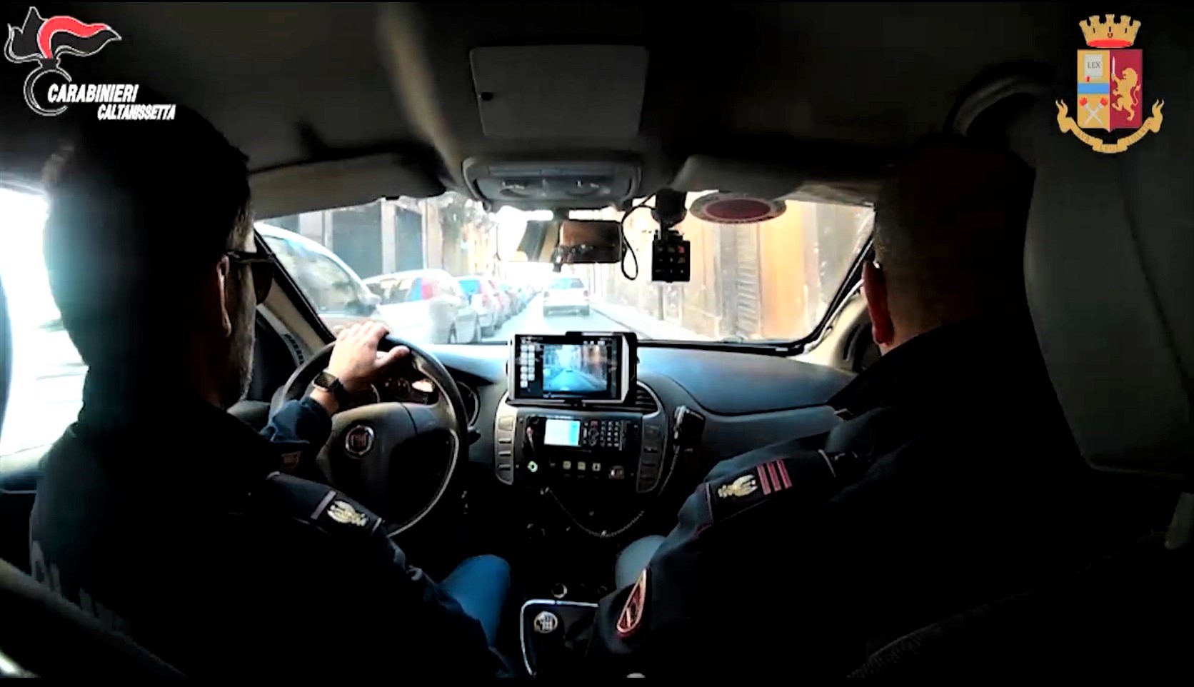 Caltanissetta, la Polizia di Stato congiuntamente ai Carabinieri esegue nove misure cautelari