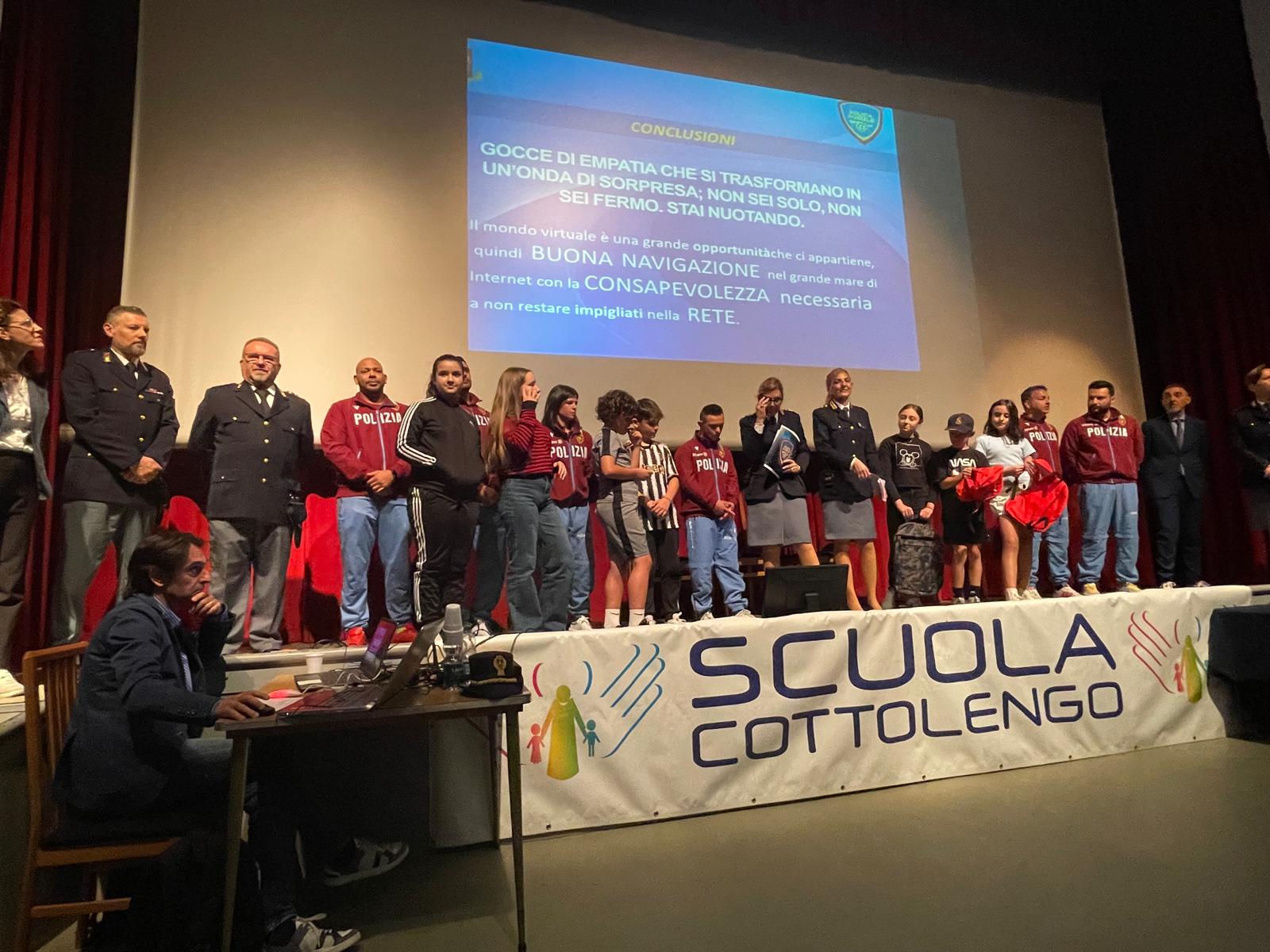 Torino: la gentilezza e l'empatia contro il cyberbullismo