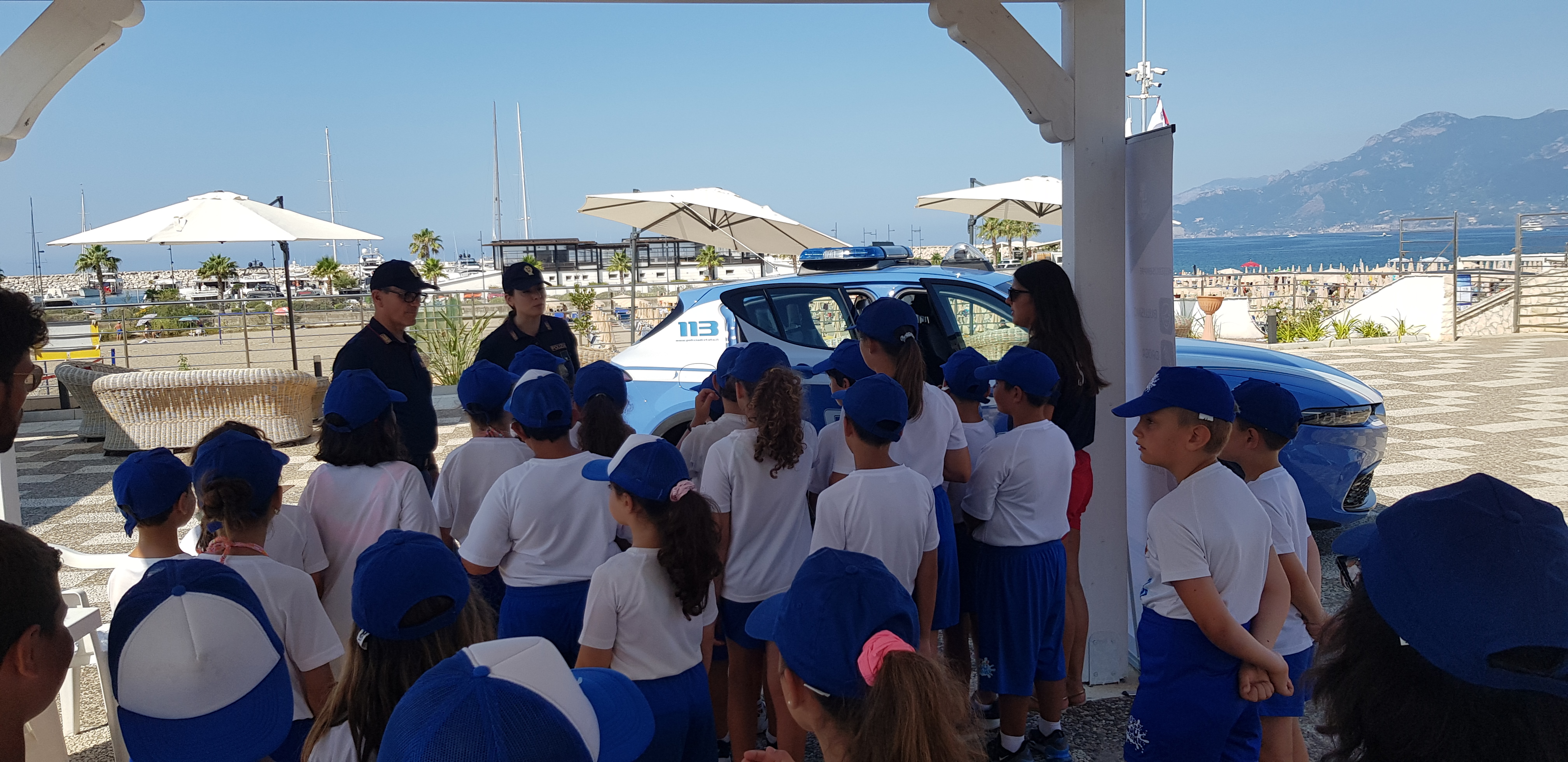 La Polizia di Stato incontra i bambini Educamp Salerno (2)