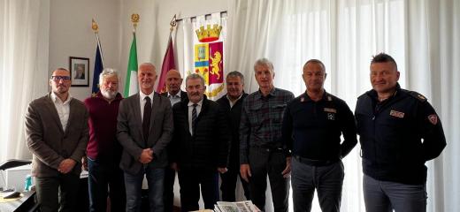 IL QUESTORE DI SONDRIO INCONTRA I GESTORI DEGLI IMPIANTI SCIISTICI IN OCCASIONE DELLA PROSSIMA APERTURA DELLA STAGIONE INVERNALE 2024/2025