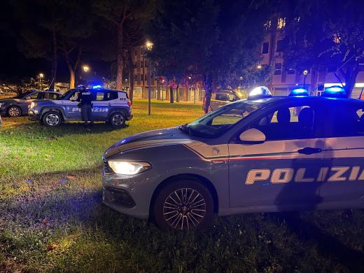 La Polizia di Stato ha intensificato le attività di controllo del territorio in alcune zone cittadine.