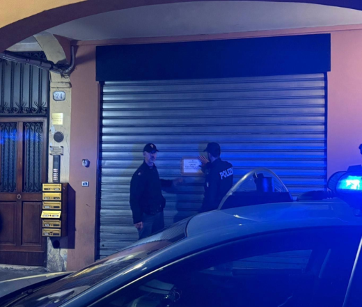 QUESTURA PADOVA: LA POLIZIA DI STATO INTENSIFICA CONTROLLI AL PORTELLO.
QUESTORE DISPONE CHIUSURA PER 30 GIORNI DI UN PUBBLICO ESERCIZIO   PER GRAVI MOTIVI DI ORDINE E SICUREZZA PUBBLICA.