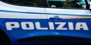 POLIZIOTTO IN SERVIZIO PRESSO IL POSTO FISSO DELL’OSPEDALE DI CONA SALVA UNA RAGAZZA