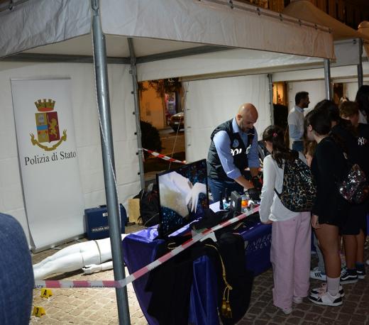 La Polizia di Stato presente alla “Notte dei Ricercatori”