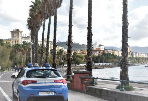 Salerno - Arrestato cittadino marocchino per rapina