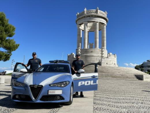 La nuova Volante Giulia Alfa Romeo per la Questura di Ancona
