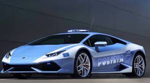 Imperia. La Lamborghini della Polizia di Stato alla Festa di San Giovanni.