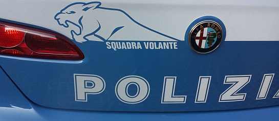 Volante della Polizia a Salerno