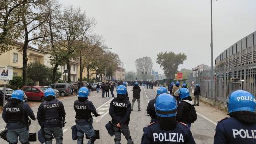 Individuati dalla Polizia di Stato i responsabili dell'aggressione avvenuta durante l'incontro di calcio Mantova-Cremonese