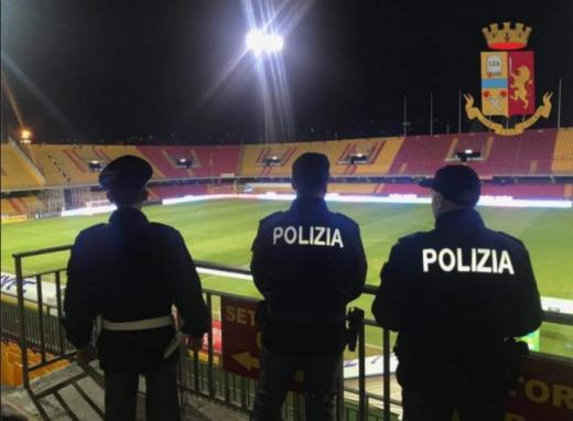 Gara di calcio Benevento - Crotone: DASPO  per due supporters calabresi