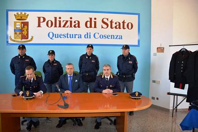 Squadra Mobile di Cosenza rinvenute e sequestrate armi e relativo munizionamento un arresto.