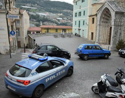 Ventimiglia. La Polizia di Stato arresta il conducente responsabile di un sinistro stradale per resistenza a pubblico ufficiale