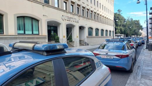 Arrestato dalle Volanti un cittadino extracomunitario responsabile di tentata estorsione aggravata