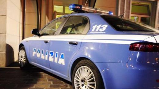 La Polizia di Stato di Sanremo arresta un uomo per resistenza.